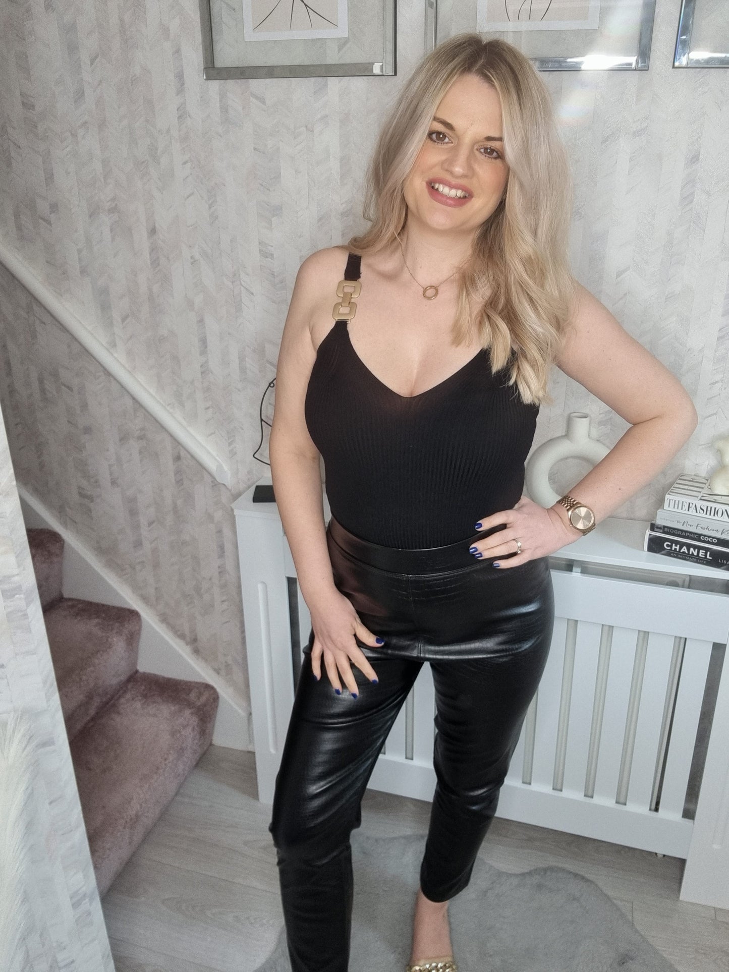 ELIZA TEXTURED PU THICK LEGGINGS