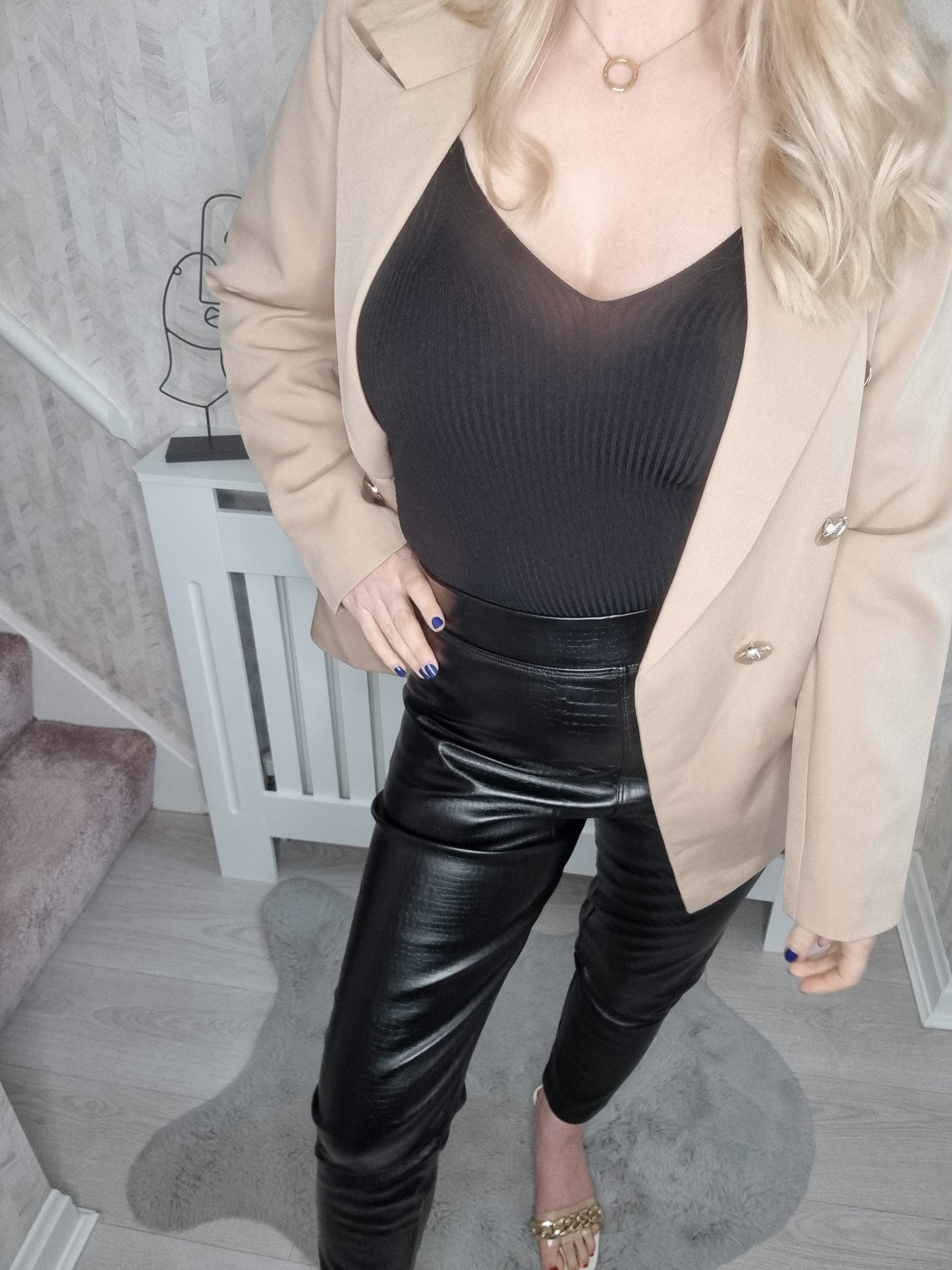 ELIZA TEXTURED PU THICK LEGGINGS
