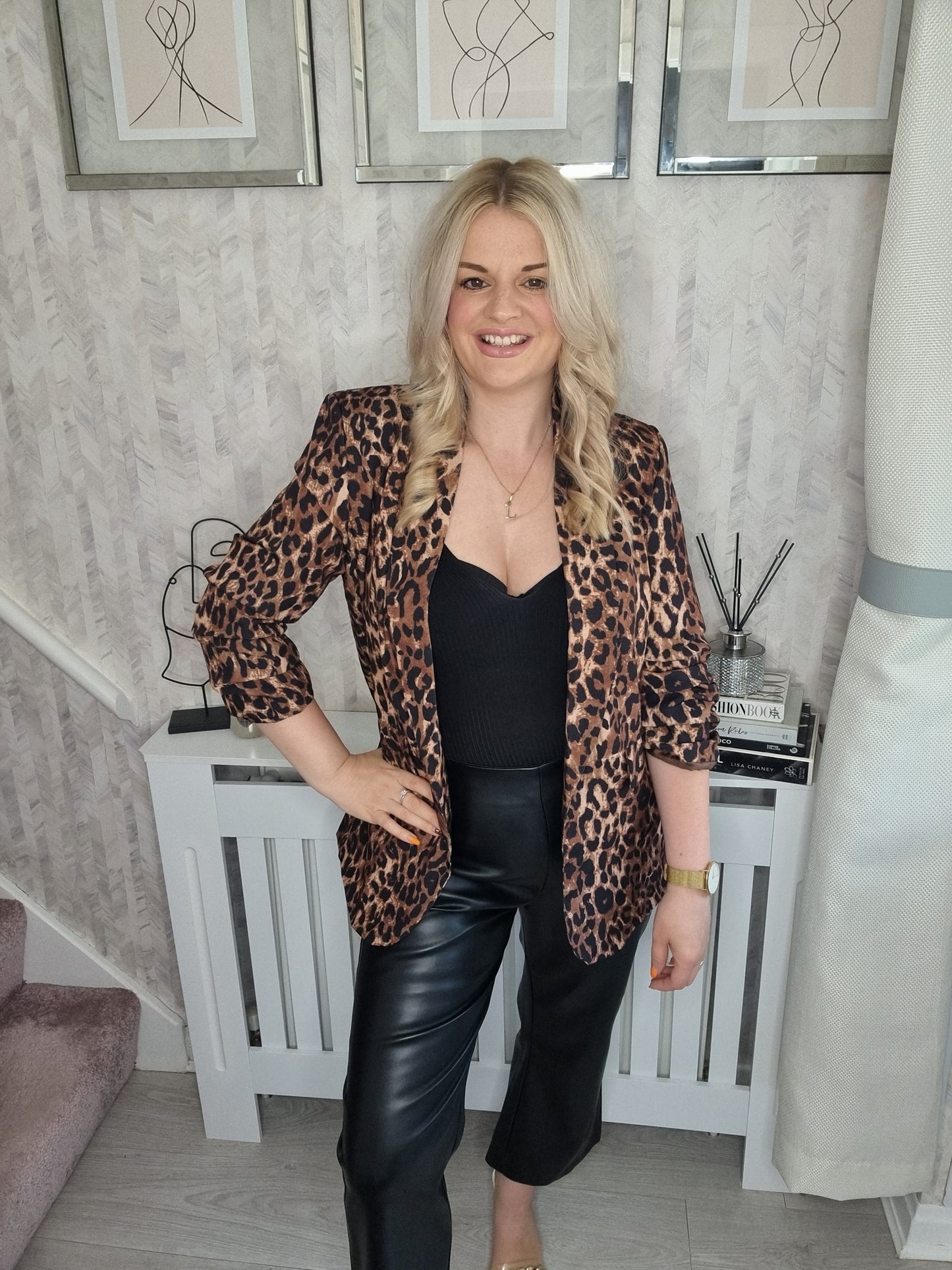 LARA LEOPARD PRINT RUCHED SLEEVE BLAZER