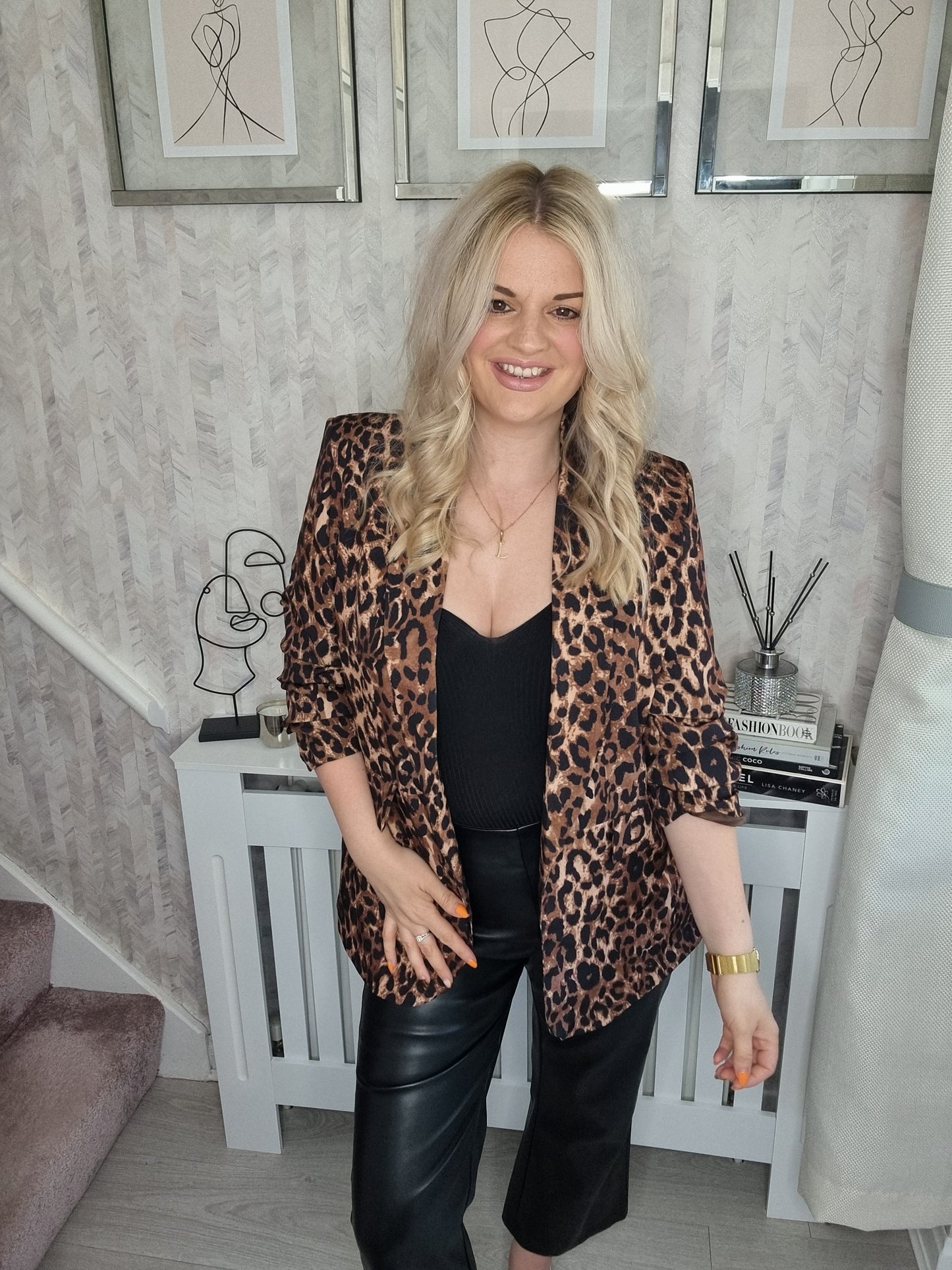 LARA LEOPARD PRINT RUCHED SLEEVE BLAZER