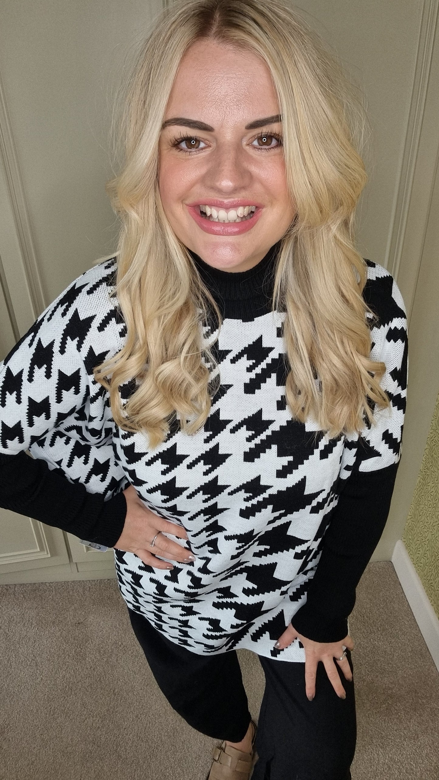 MARIA DOG TOOTH HIGH NECK JUMPER