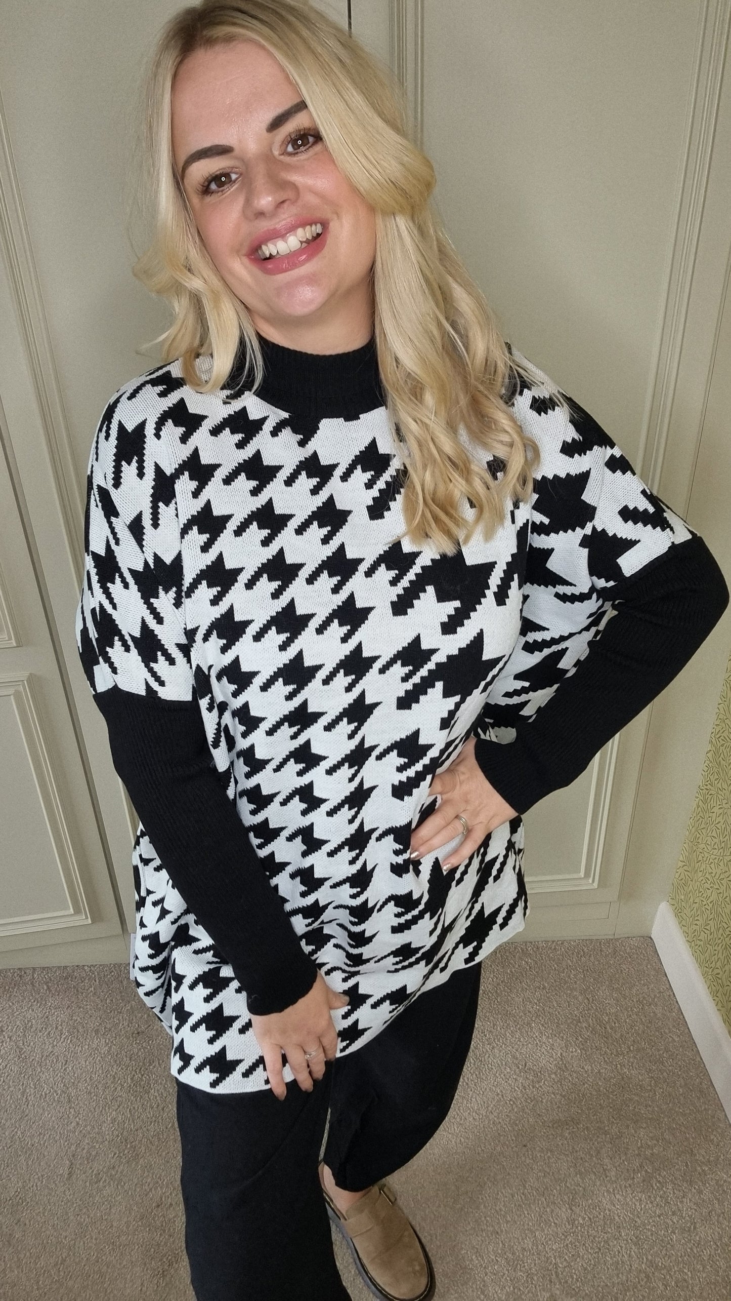 MARIA DOG TOOTH HIGH NECK JUMPER
