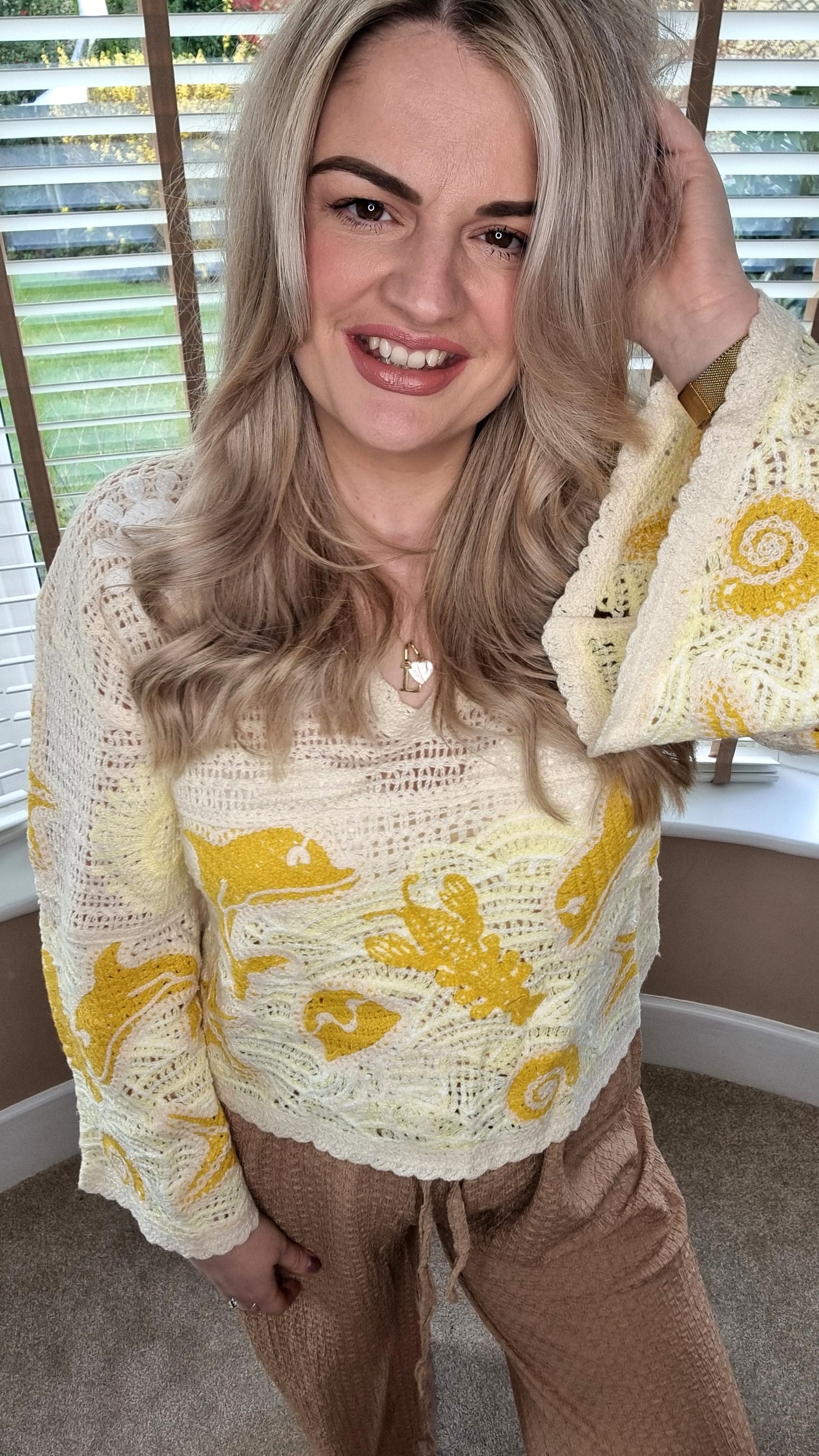 MARINA DOLPHIN CROCHET FLARE SLEEVE SUMMER TOP - LEMON