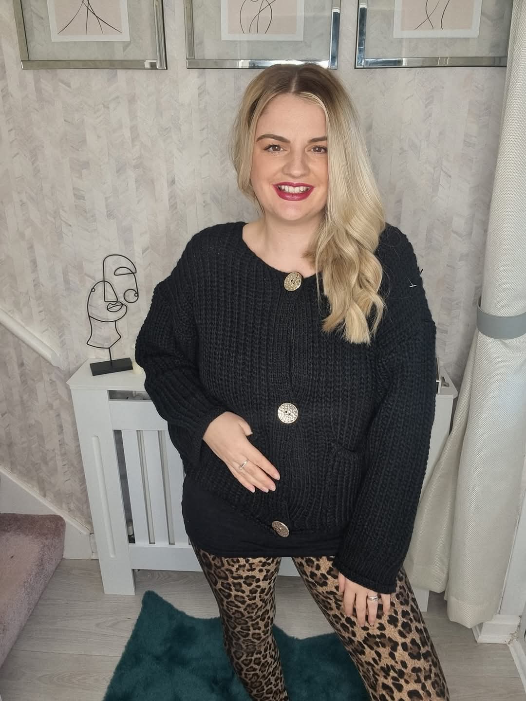 IVY CHUNKY KNIT GOLD BUTTON CARDIGAN