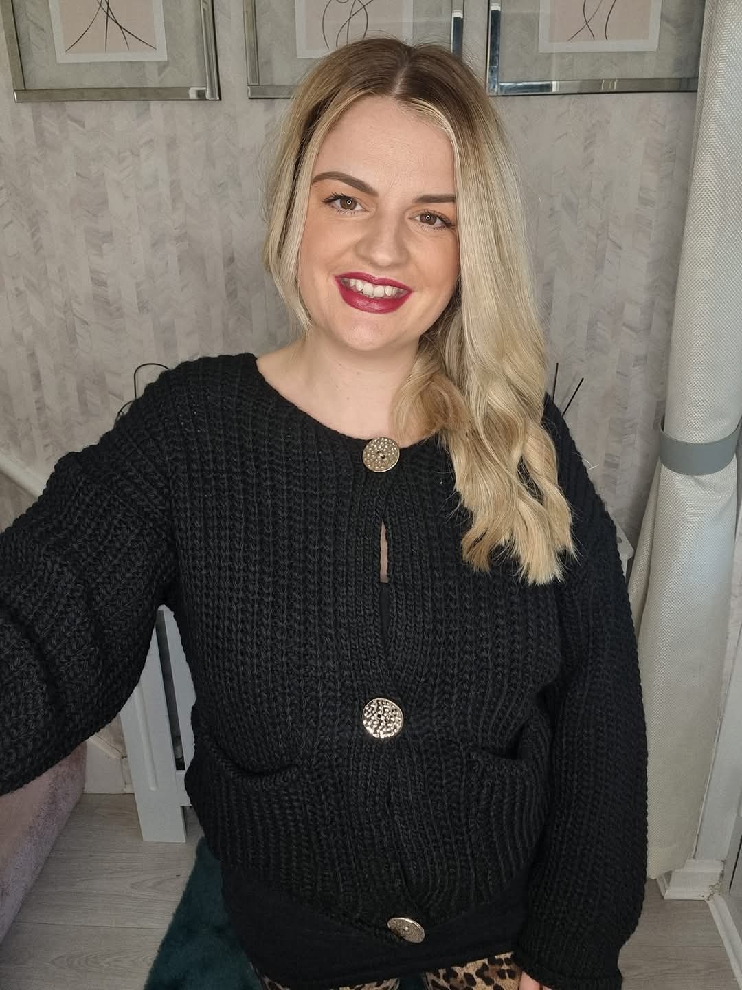 IVY CHUNKY KNIT GOLD BUTTON CARDIGAN