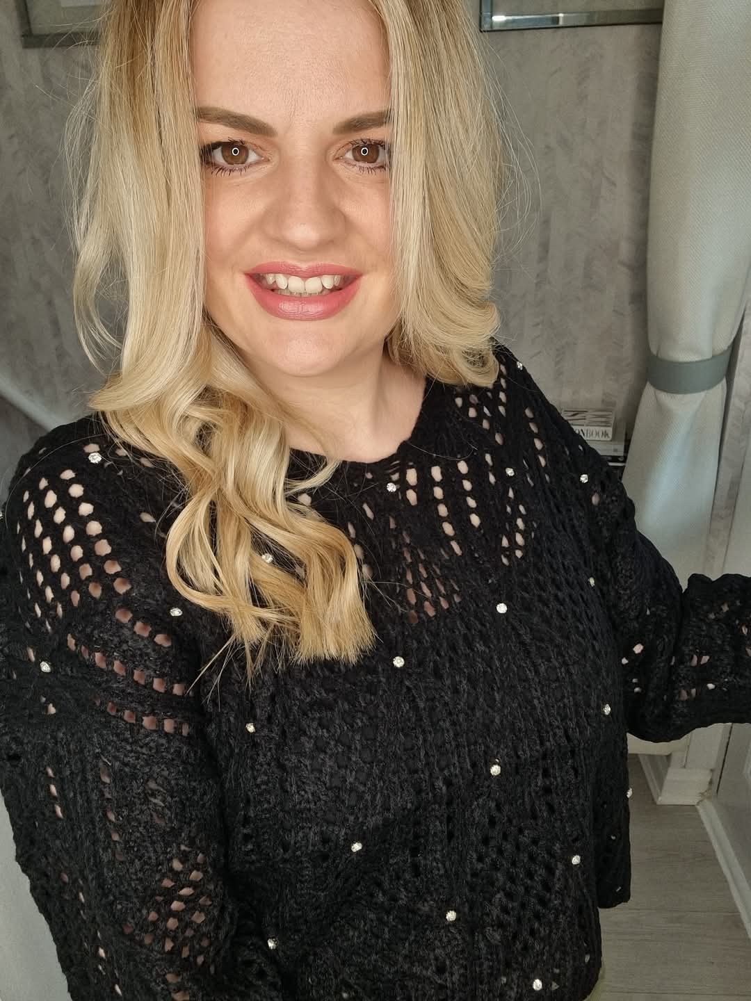 CONNIE CROCHET DIAMONTE TOP - BLACK