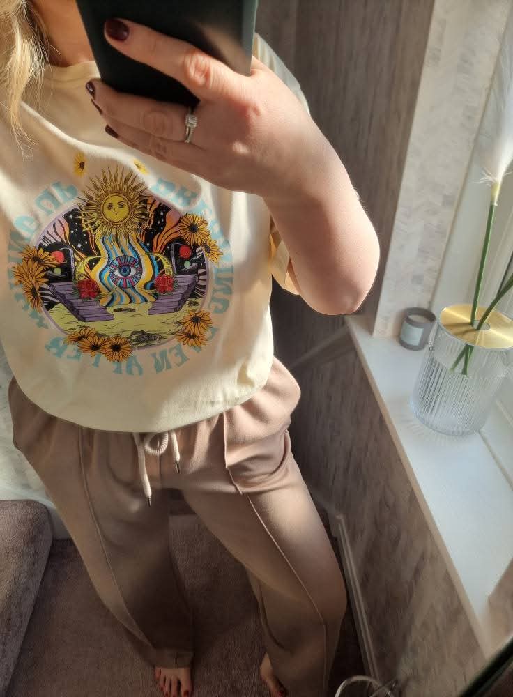 SIENNA DREAMER T SHIRT - CREAM