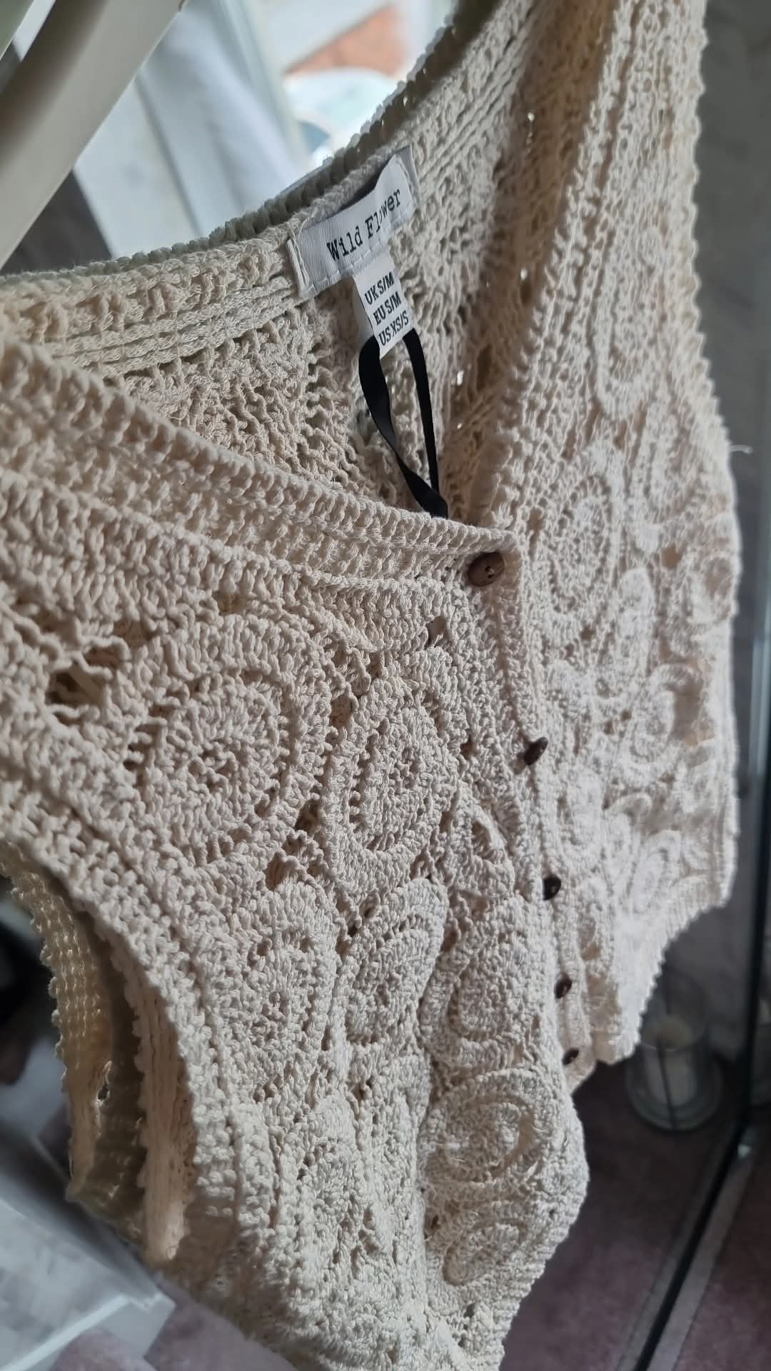 MORGAN CROCHET CIRCLE BUTTON UP WAISTCOAT TOP