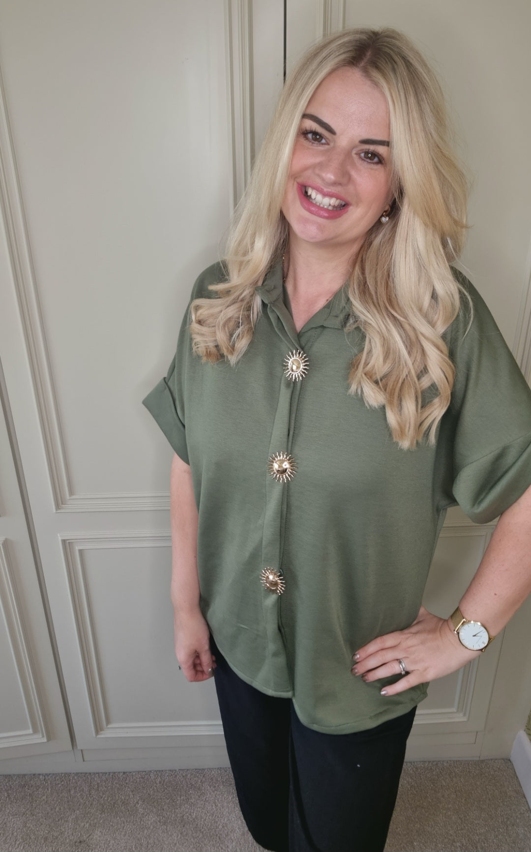 CLAUDIA GOLD STAR BUTTON LOOSE SHIRT - KHAKI