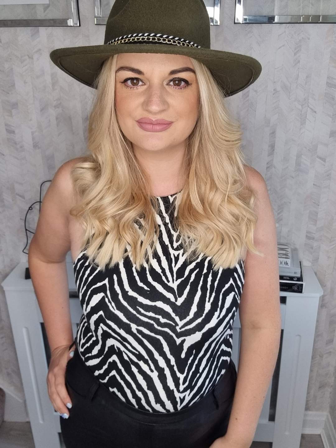 UNA RACER NECK ZEBRA PRINT BODYSUIT
