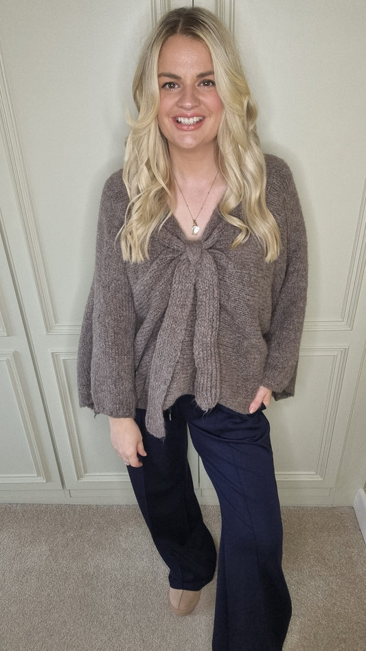 GABBY WOOL BLEND REVERSIBLE BOW JUMPER - MOCHA