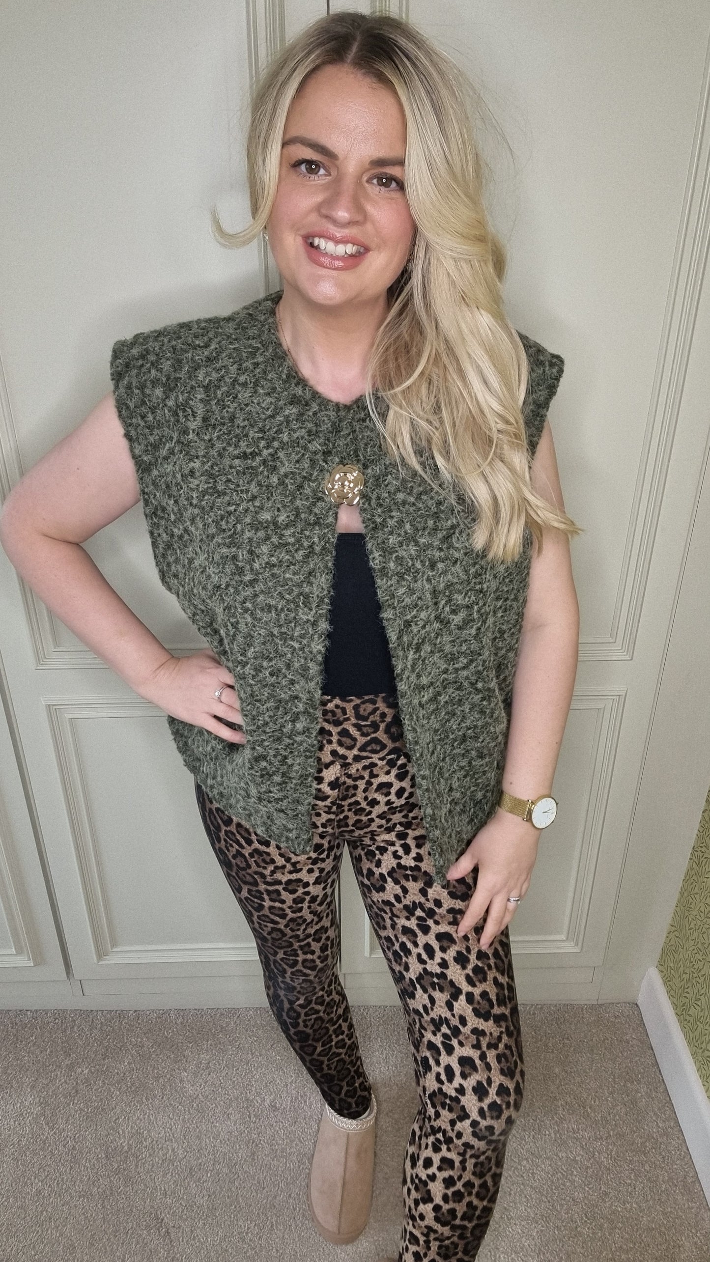 JUSTINE GOLD BROOCH WOOL BLEND WAISTCOAT - KHAKI