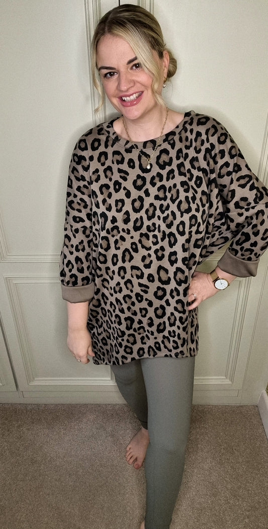 LAUREN LEOPARD OVERSIZED LONG SLEEVE TOP