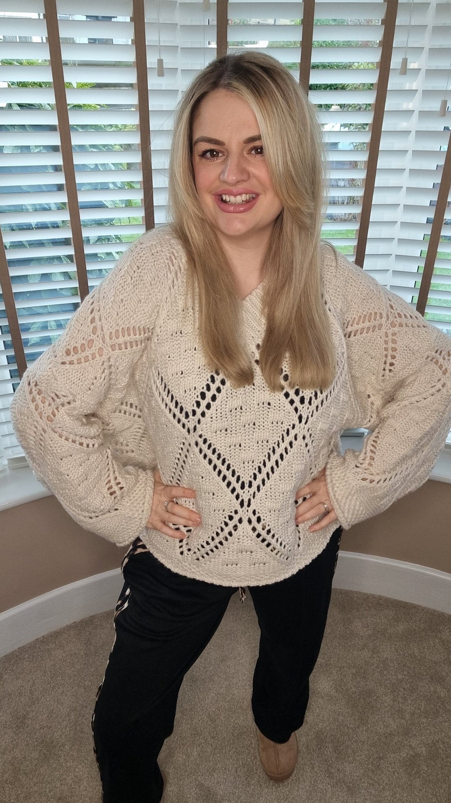 MIA KNIT JUMPER - BEIGE