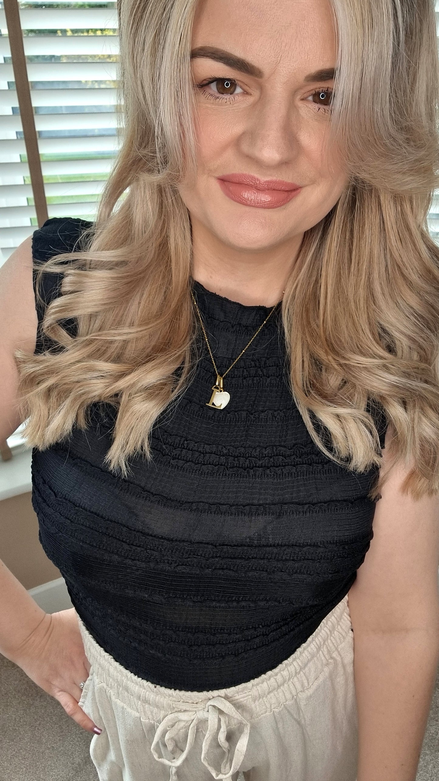 BRANDY TEXTURED TOP - BLACK