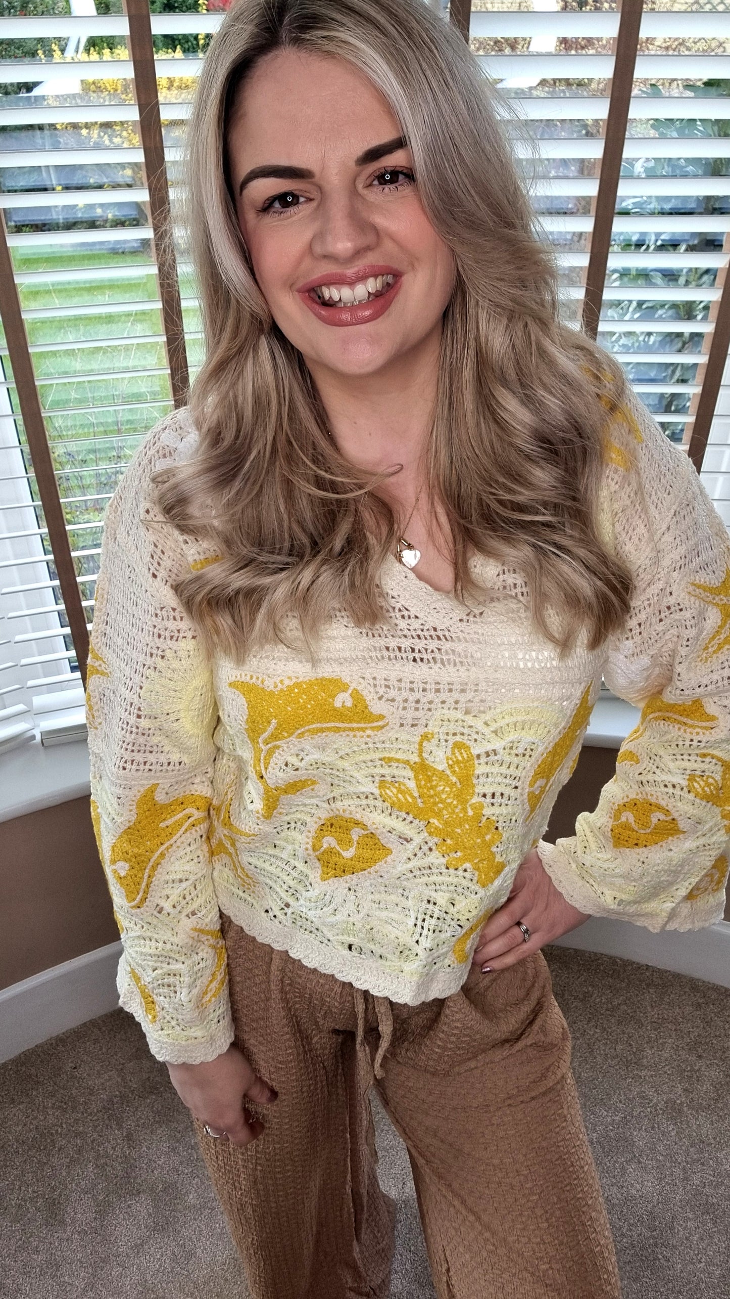 MARINA DOLPHIN CROCHET FLARE SLEEVE SUMMER TOP - LEMON