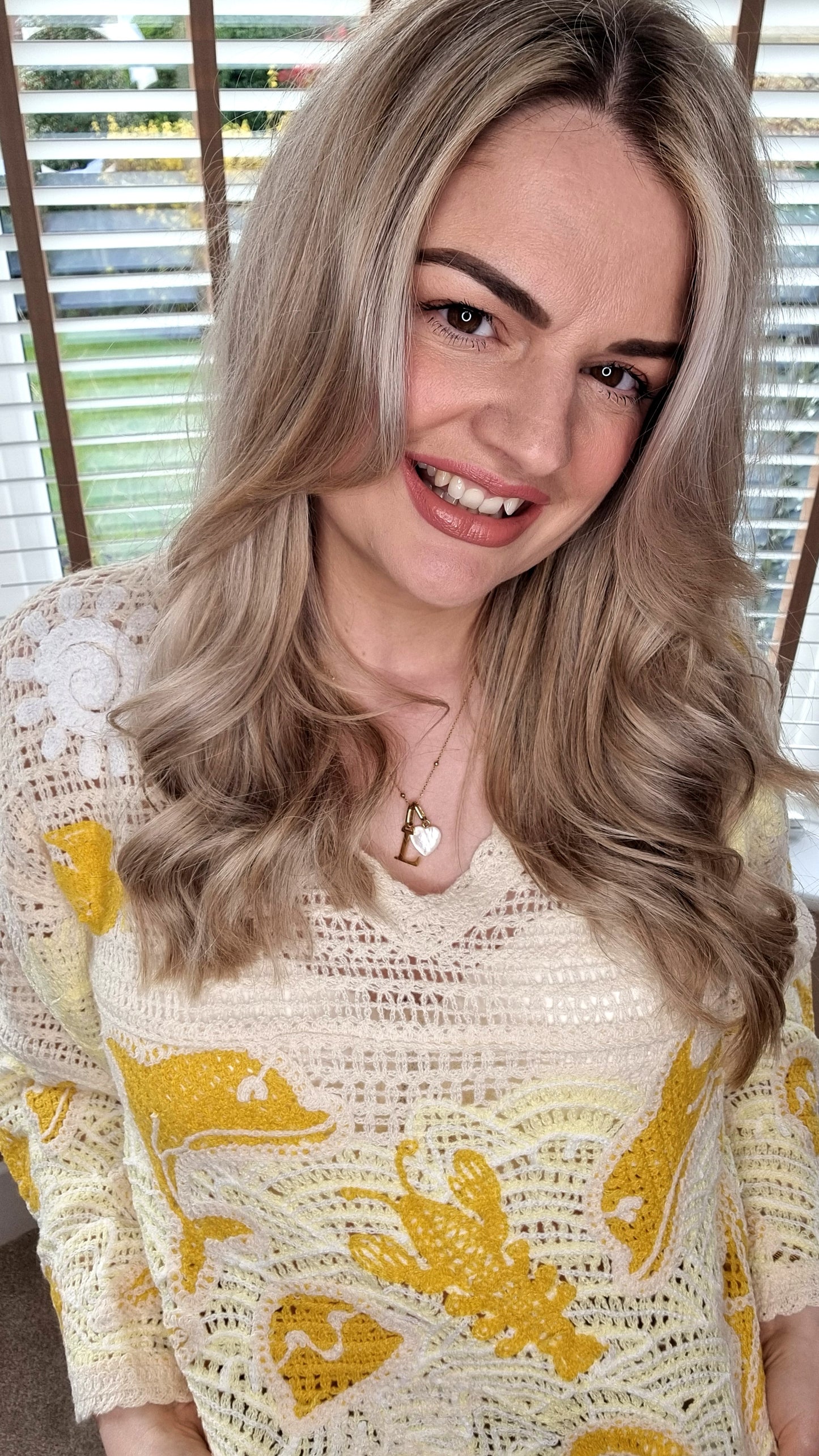 MARINA DOLPHIN CROCHET FLARE SLEEVE SUMMER TOP - LEMON