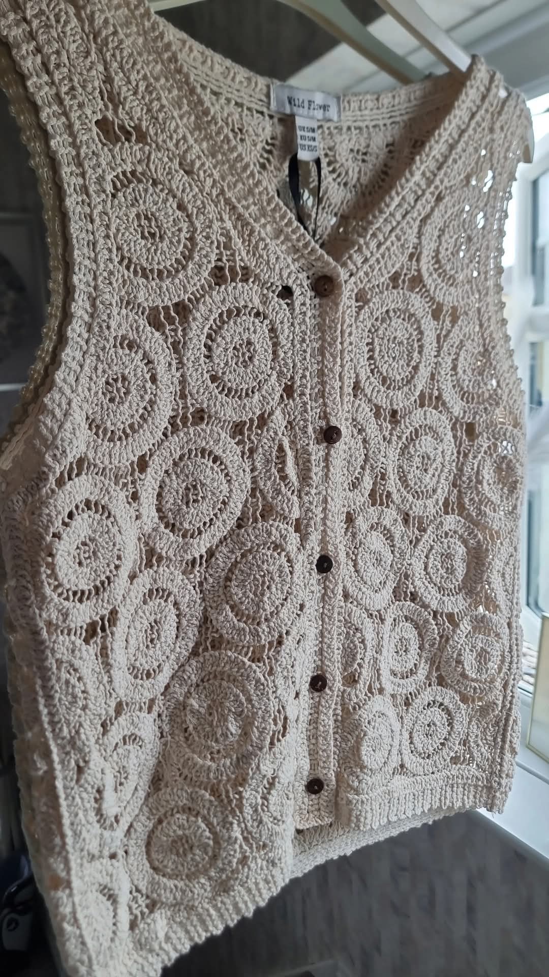 MORGAN CROCHET CIRCLE BUTTON UP WAISTCOAT TOP