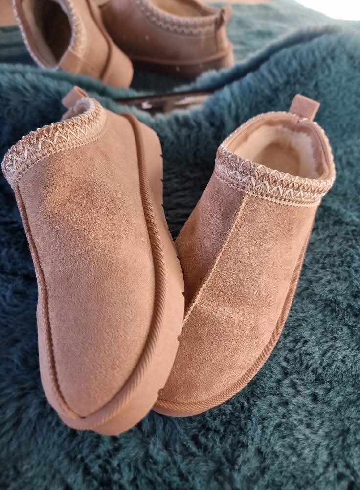 MABEL - FAUX FUR LINED MINI BOOTS