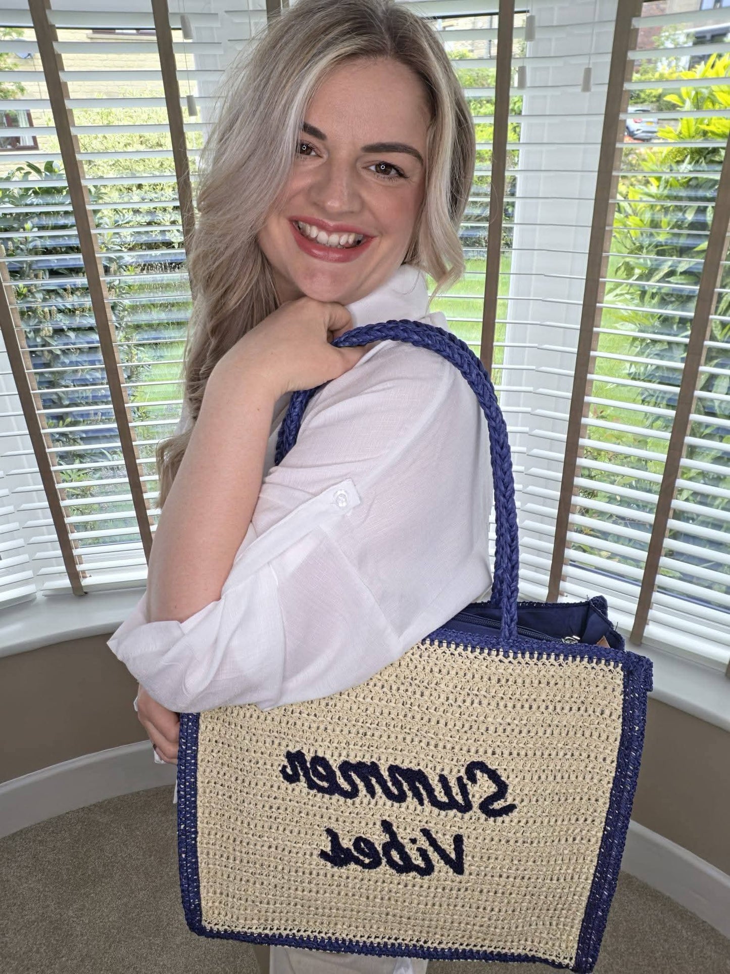 SUMMER VIBES STRAW BEACH BAG - NAVY