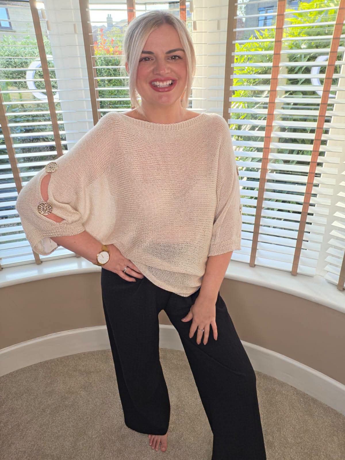 PENNY GOLD FINE KNIT GOLD BUTTON TOP