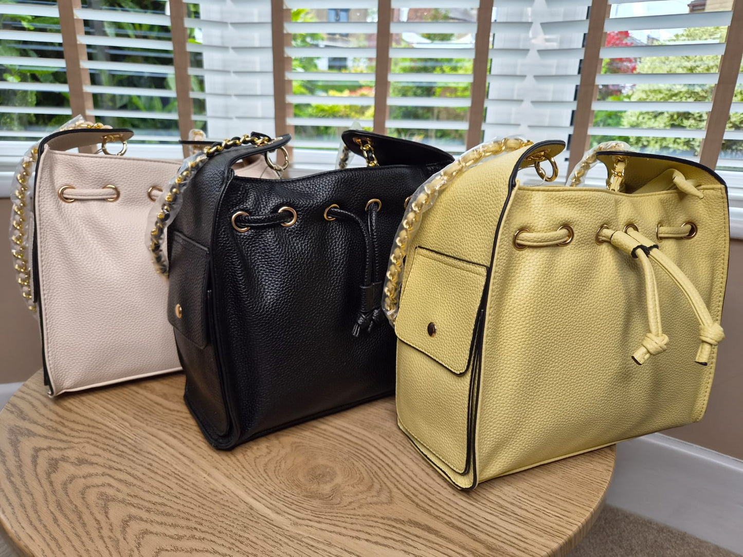 CLOVER GOLD CHAIN HANDBAGS