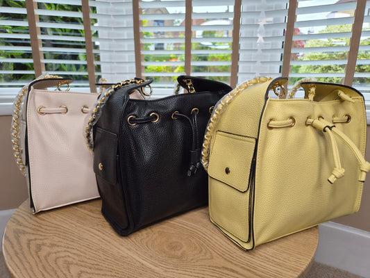 CLOVER GOLD CHAIN HANDBAGS