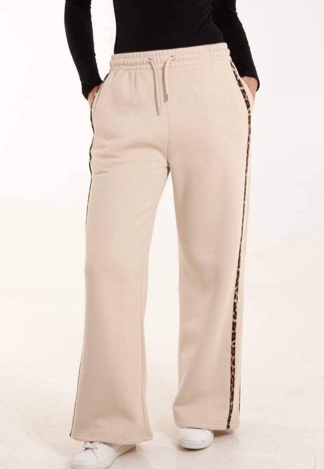 NATALIE THICK LEOPARD SIDE STRIPE JOGGERS